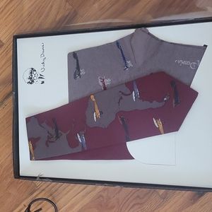 2001 Vicki Davis new sock and silk tie orginal tags